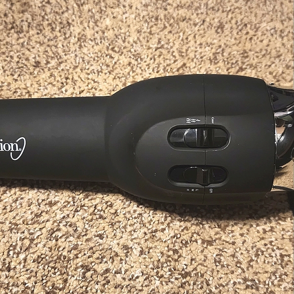 ION ion Ceramic Tourmaline Handle-free Pro grip dryer 1875w - Picture 4 of 4